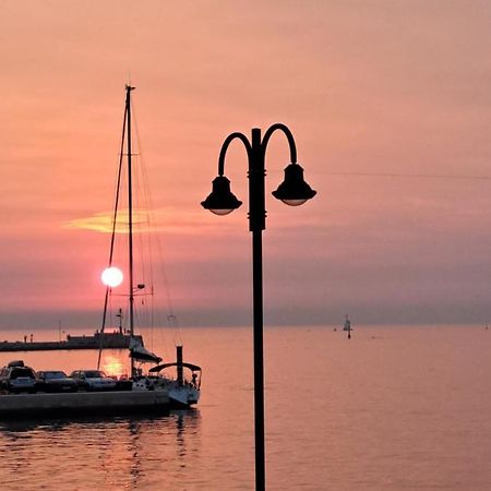 فندق Boat & Breakfast أوماغ المظهر الخارجي الصورة